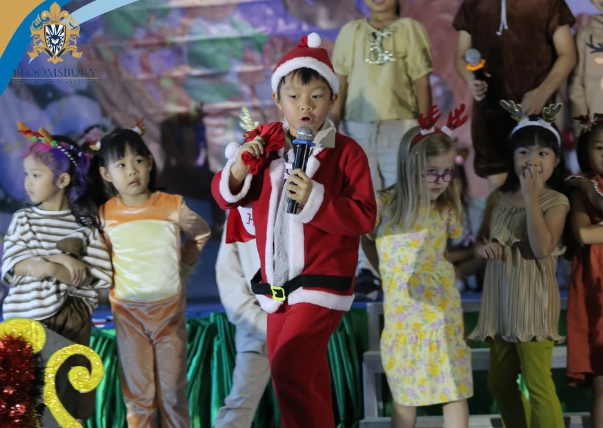 Our EYFS and KS1 students delighted the audience with their performance of Ralph the Reindeer